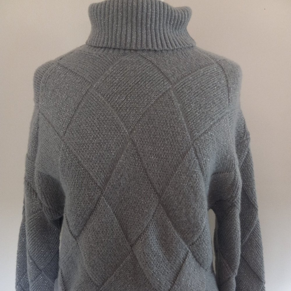 Knitted Gray Sparkle Turtle Neck Sweater. Small